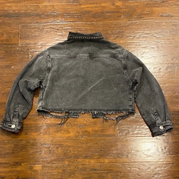 Zara Distressed Cropped Black Denim Jacket Girls Size 11-12 - Picture 7 of 10